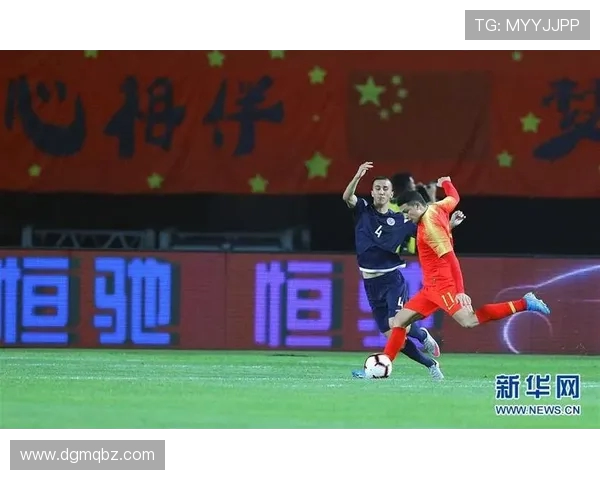 中国足球队在友谊赛中以19比0大胜关岛队创造历史新纪录